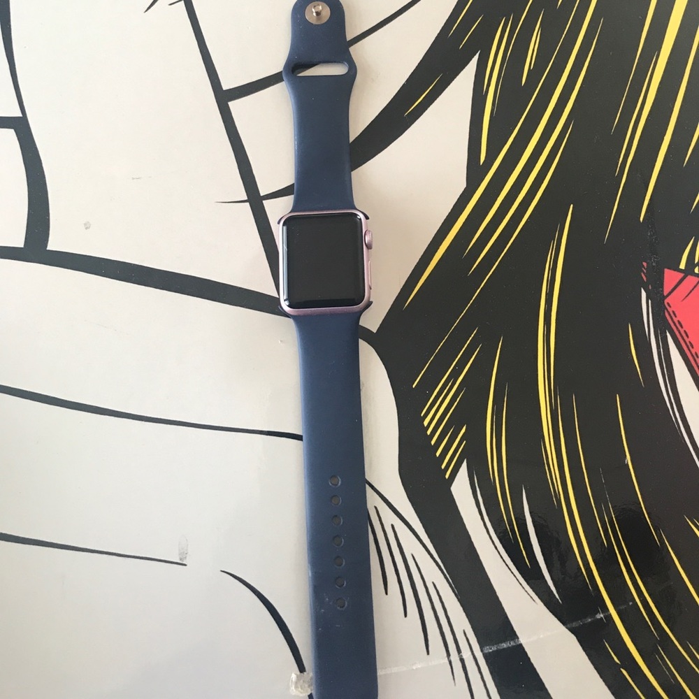 Apple Watch - image 1